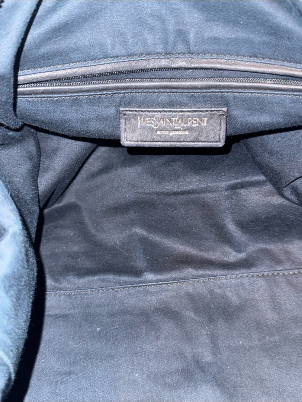 Yves Saint Laurent East Boston Black Patent Leather Satchel - COA - Picture 16 of 16